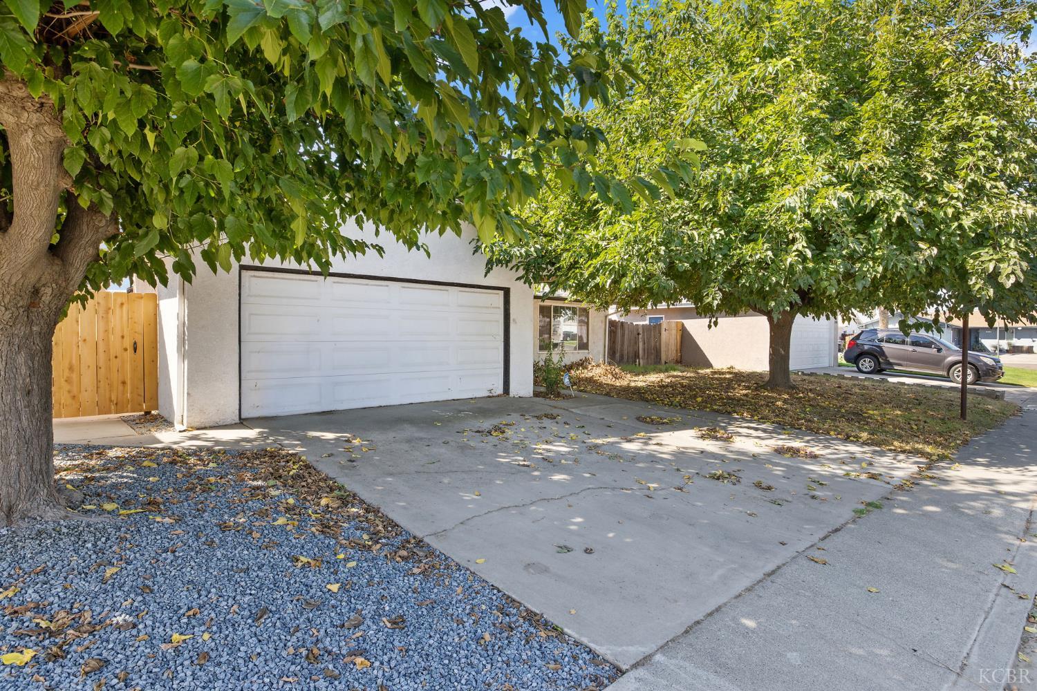 1575 Bluejay Cir