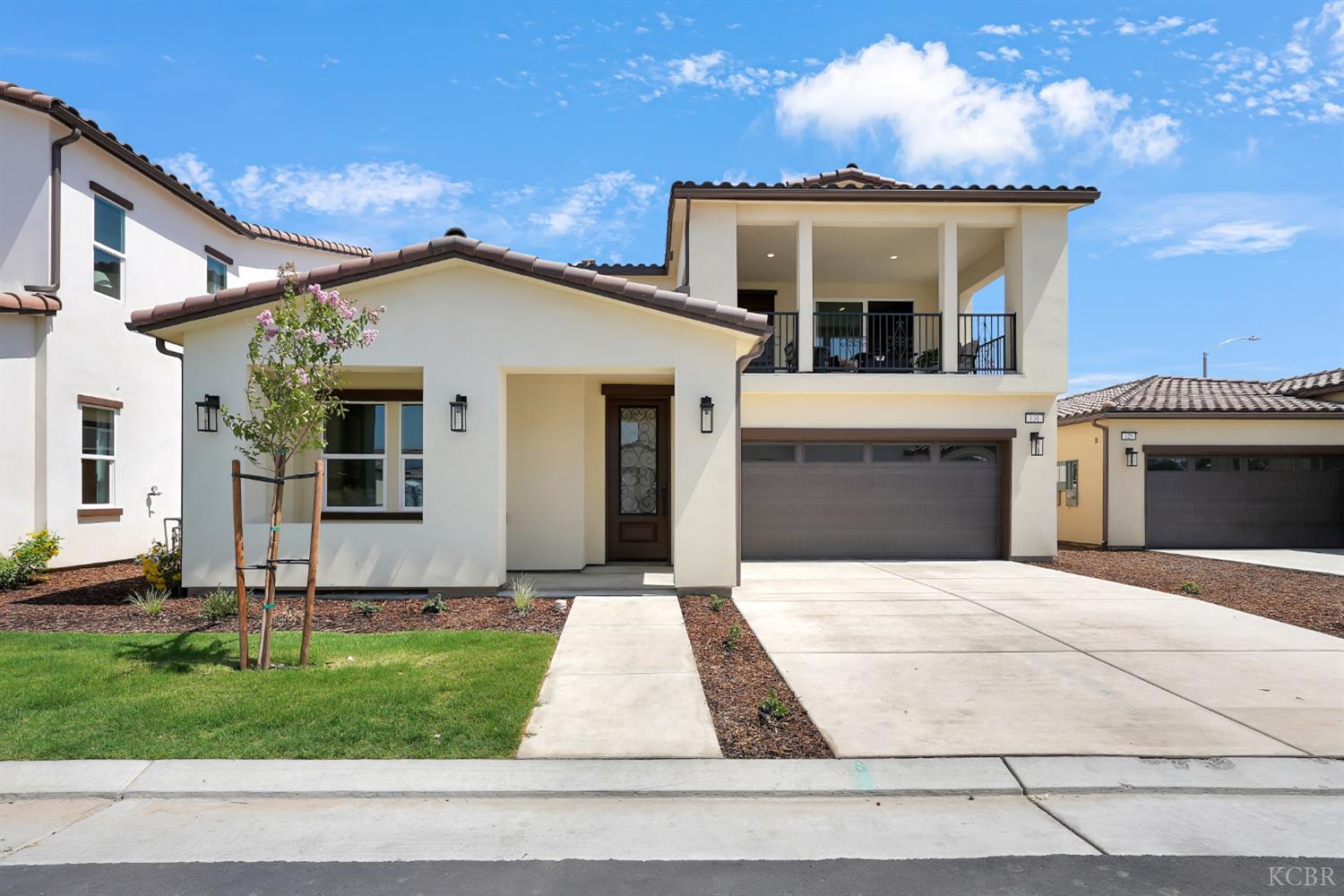 2151 W Solo Way