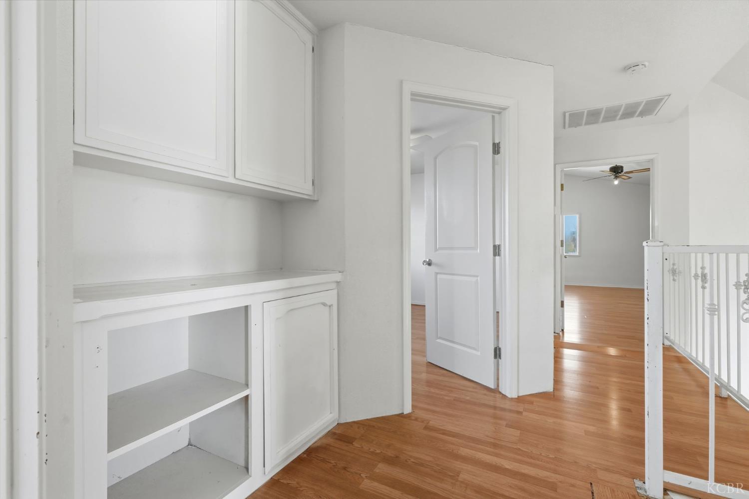 1939 Theresa Ave, Hanford, CA 93230