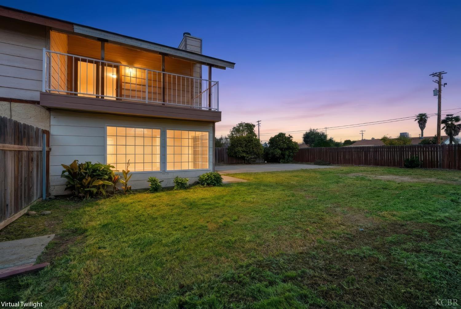 1939 Theresa Ave, Hanford, CA 93230